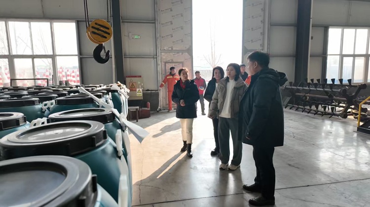 龍騰之路生產(chǎn)車間